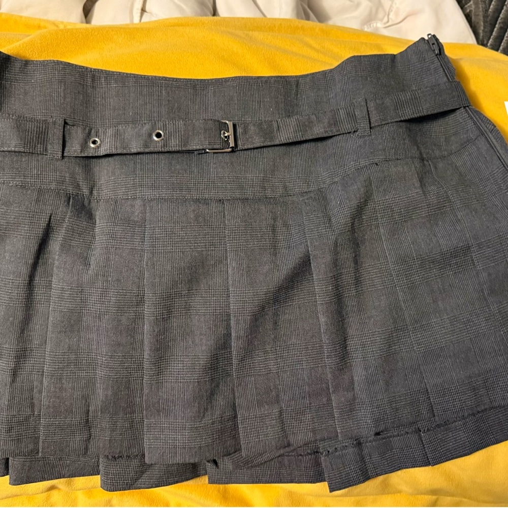 Windsor Charcoal Skirt with Belt and shorts underneath large chic